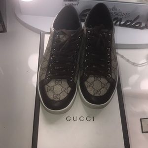 Gucci Shoes Size 36